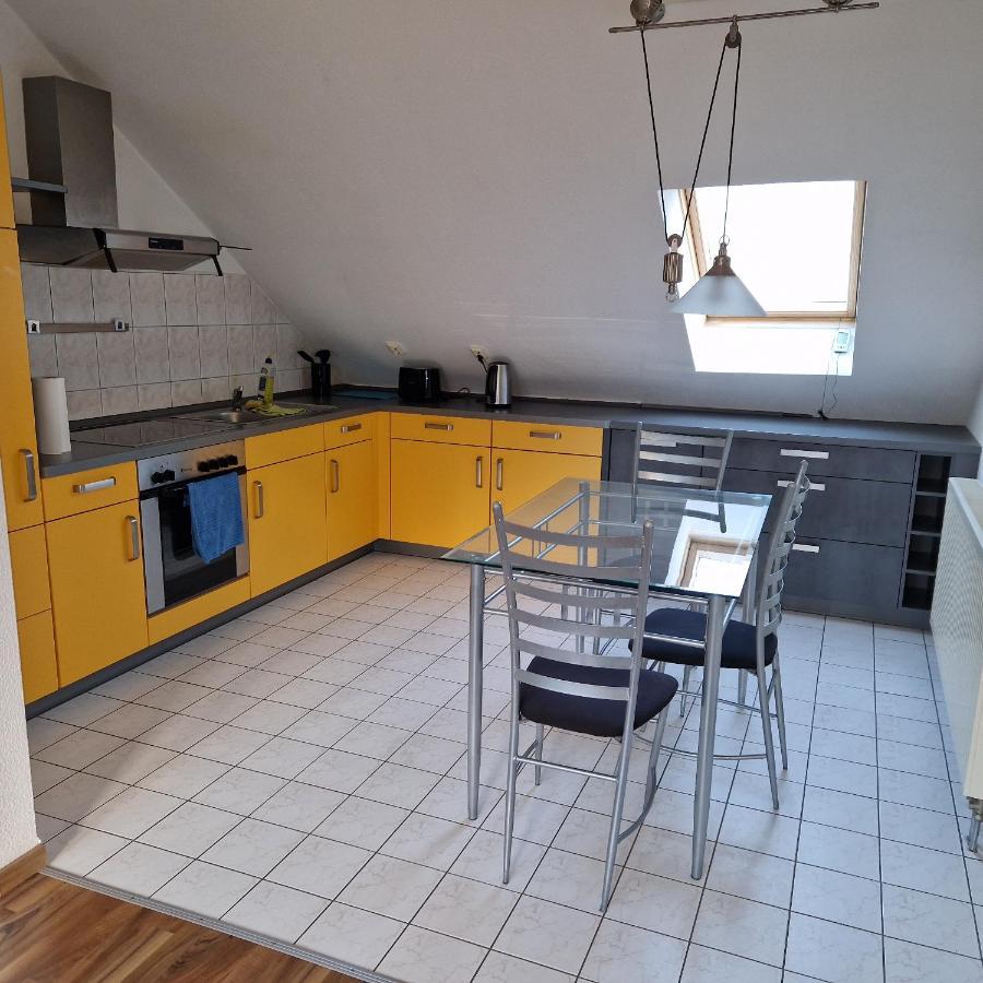 Apartment Dm & - Dosborn 5-9 *