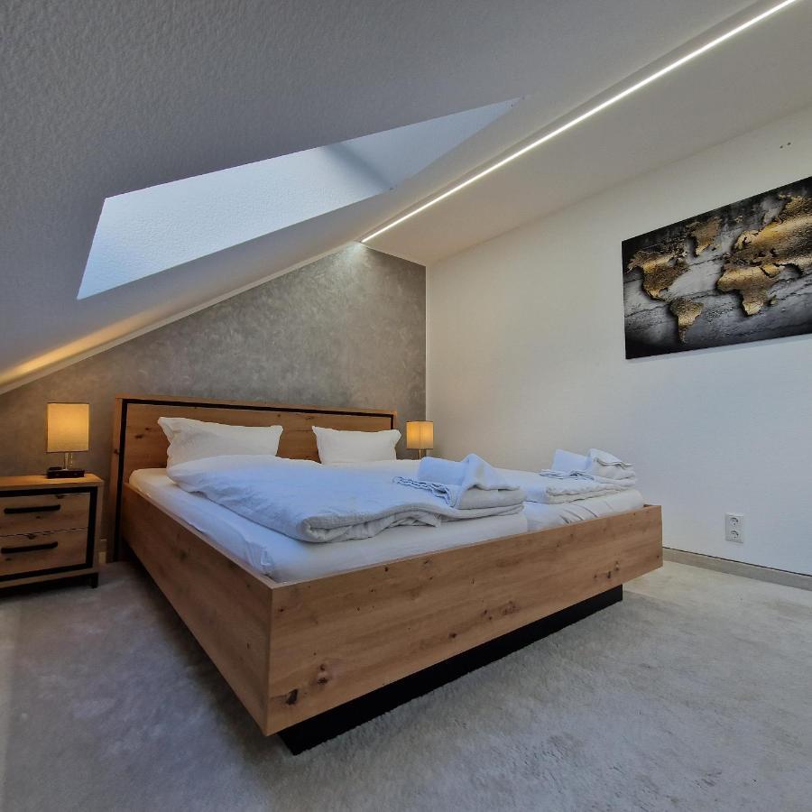 Dm & - Dosborn 5-9 Apartment *