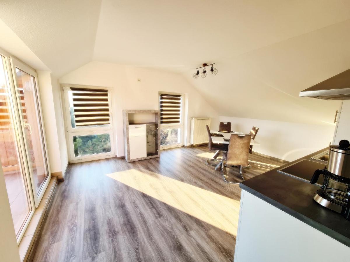 Dm & - Dosborn 5-9 Apartment *